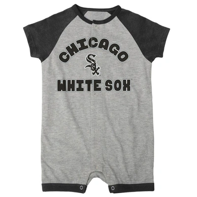 Outerstuff Infant  Heather Gray Chicago White Sox Extra Base Hit Raglan Full-snap Romper In Heather Gray