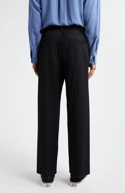 Shop Lemaire Easy Belted Pleated Pants In Black Bk999