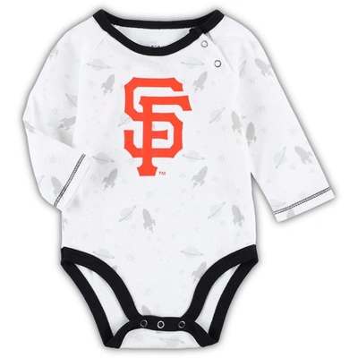 Shop Outerstuff Newborn & Infant Black/white San Francisco Giants Dream Team Bodysuit Hat & Footed Pants Set