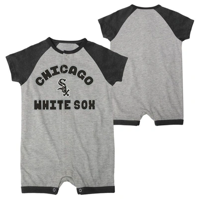 Shop Outerstuff Newborn & Infant Heather Gray Chicago White Sox Extra Base Hit Raglan Full-snap Romper