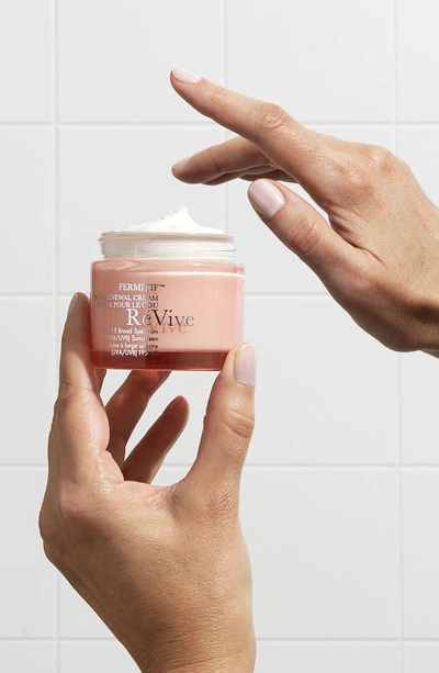 Reviver Révive® Fermitif Neck Renewal Cream Broad Spectrum Spf 15 Sunscreen
