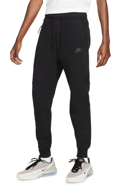 Nike Tech Fleece Joggers In Black/ Black