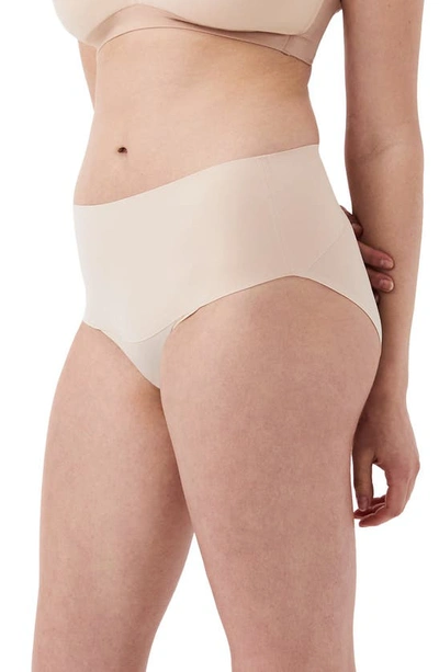 Spanx Undie-tectable Lace Hi-hipster Panties In Soft Nude