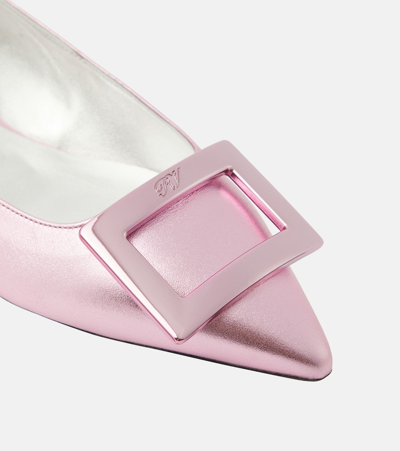 Roger Vivier Gommettine Metallic Leather Ballet Flats In Pink