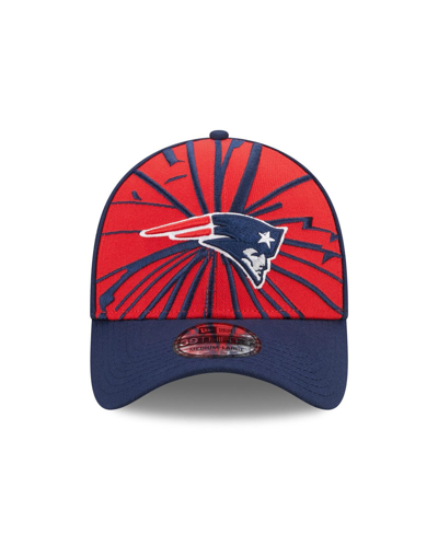 Shop New Era Men's  Red, Navy New England Patriots Shattered 39thirty Flex Hat In Red,navy