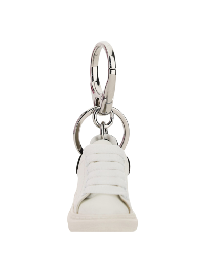 Alexander Mcqueen Oversize Sneaker Keyring In White/black