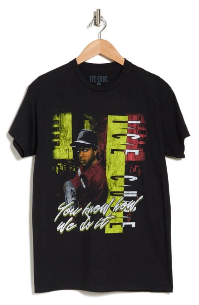 Shop Merch Traffic Ice Cube Good Day Graphic T-shirt In Black