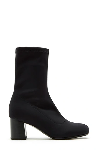 Shop La Canadienne Liz Block Heel Boot In Black