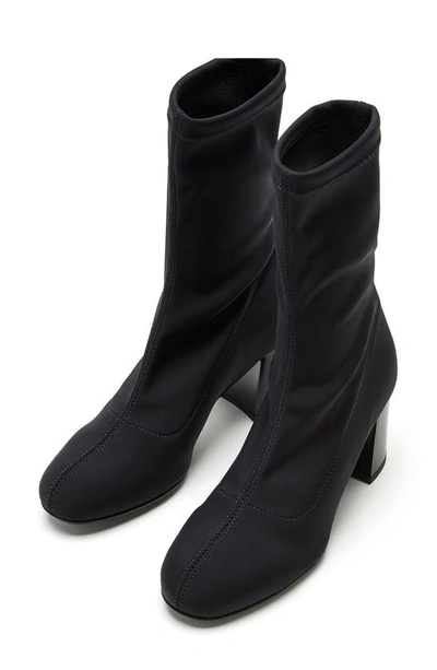 La Canadienne Liz Block Heel Boot In Black