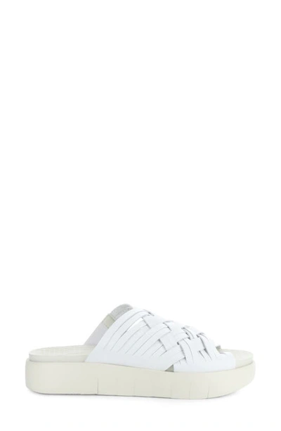 Bos. & Co. Rised Strappy Slide Sandal In White Leader