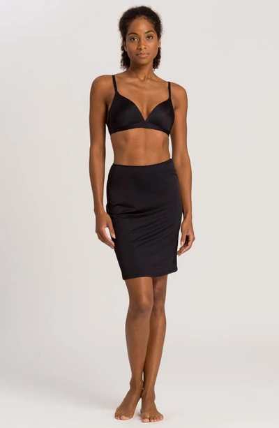 Hanro Satin Deluxe Half Slip In Black