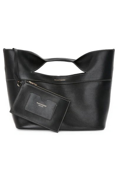 Shop Alexander Mcqueen The Small Bow Leather Bag In Black