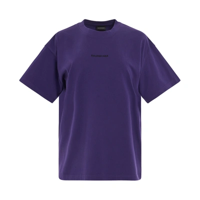 Shop Balenciaga New Back Logo Medium Fit T-shirt