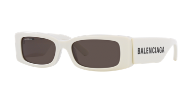 Shop Balenciaga Woman Sunglass Bb0260s In Grey