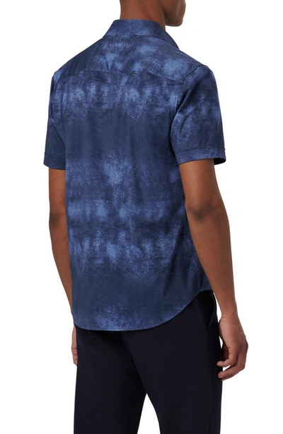 Shop Bugatchi Miles Ooohcotton® Airbrush Print Short Sleeve Button-up Shirt In Navy