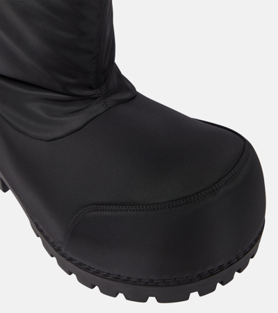 Shop Balenciaga Alaska Low Snow Boots In Black