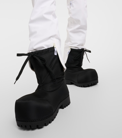 Balenciaga Alaska Low Padded Boots In Black