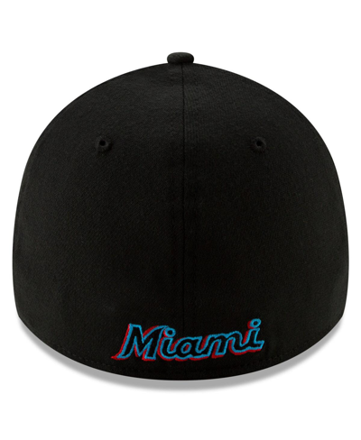 Shop New Era Men's  Black Miami Marlins 2023 Postseason 39thirty Flex Hat