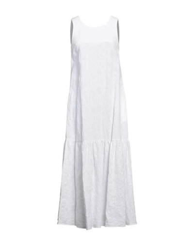 Shop Camicettasnob Woman Maxi Dress White Size 8 Linen