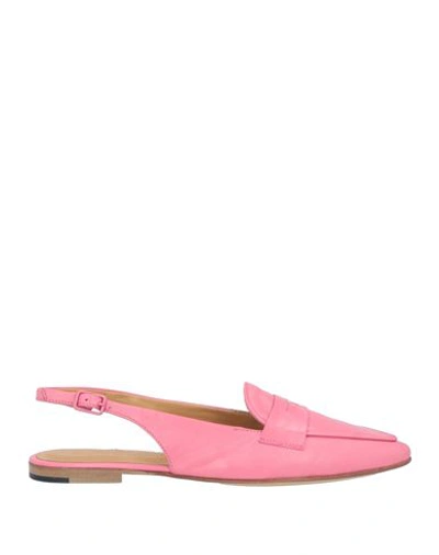 Shop Pomme D'or Woman Ballet Flats Pink Size 6 Soft Leather