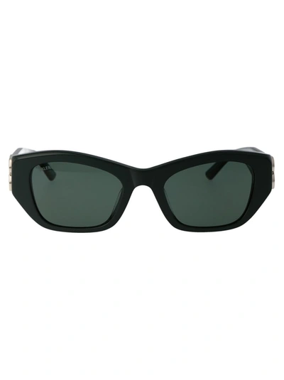 Shop Balenciaga Sunglasses In 004 Green Green Green