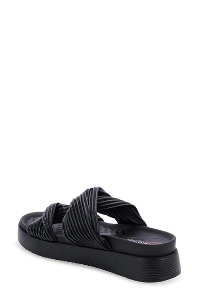 Blondo Women's Cadee Waterproof Platform Slides In Black