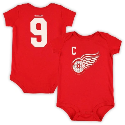 Shop Mitchell & Ness Infant  Gordie Howe Red Detroit Red Wings  Name & Number Bodysuit