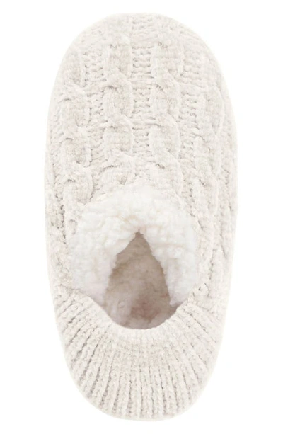 Memoi Cable Chenille Fleece Lined Slipper Socks In Ivory
