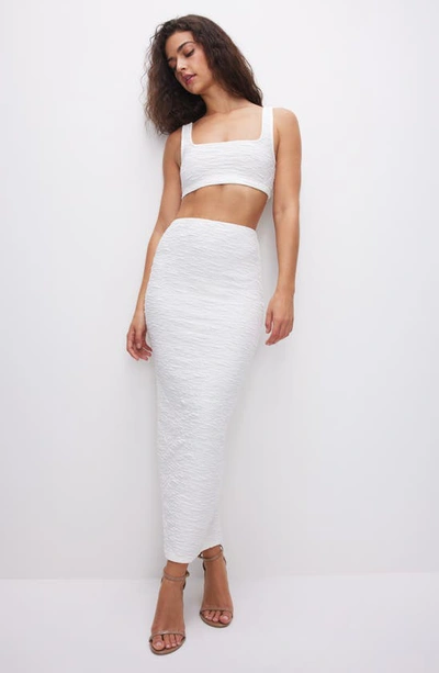 Shop Good American Wide Scrunchie Maxi Skirt In Ivory001