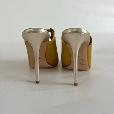 Pre-owned Malone Souliers Yellow/gold Leather And Satin Zada Mule Sandals, 41