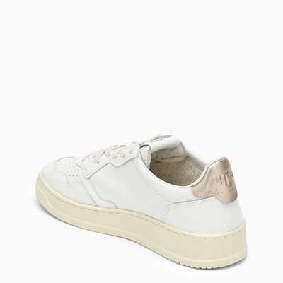 Shop Autry Medalist White/gold Leather Trainer