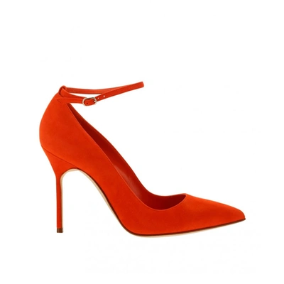 Shop Manolo Blahnik Bora 105 Suede Pumps