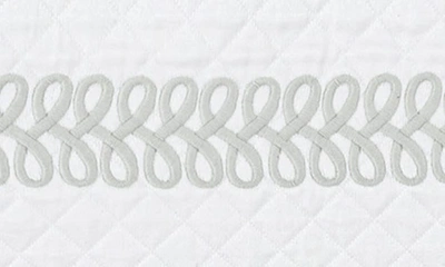 Matouk Astor Braid Matelassé Coverlet In Silver