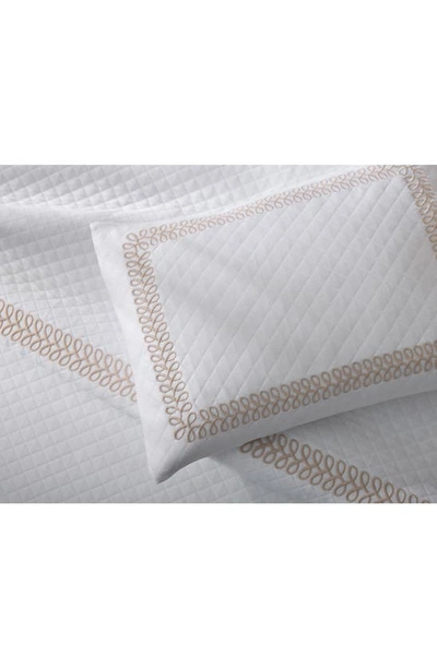 Matouk Astor Braid Matelassé Coverlet In Lemon