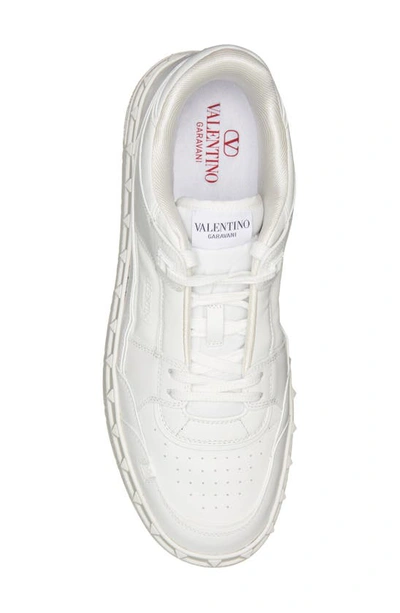 Valentino Leather Freedots Sneakers Studded Detailing In Obo Bianco/bianco