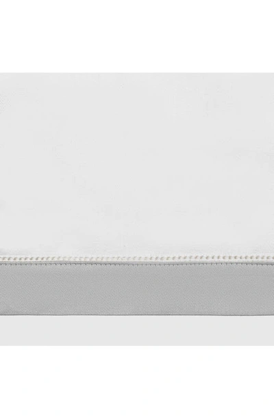 Matouk Ambrose Set Of 2 600 Thread Count Egyptian Cotton Pillowcases In Bone/ Silver