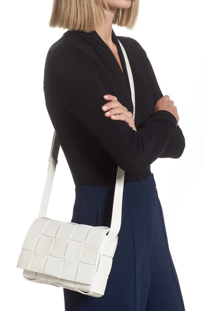 Bottega Veneta Intrecciato Leather Crossbody Bag In White Gold