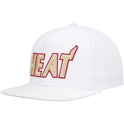 Shop Mitchell & Ness White Miami Heat Hardwood Classics Soul Snapback Hat