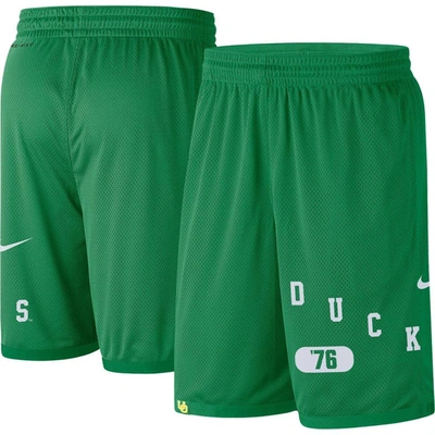 Shop Nike Green Oregon Ducks Wordmark Performance Shorts