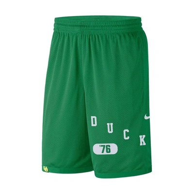 Shop Nike Green Oregon Ducks Wordmark Performance Shorts