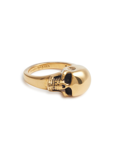 Shop Alexander Mcqueen Side Skull Ring In Gold