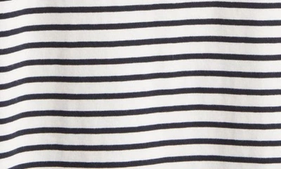 Shop Frame Stripe Crewneck T-shirt In Blanc/ Noir