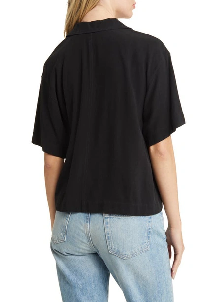 Shop Madewell Crop Camp Shirt In True Black