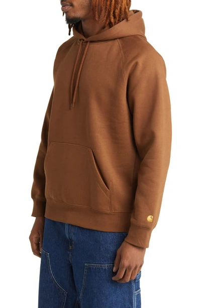 Carhartt Logo-embroidered Long-sleeved Hoodie In Tamarind / Gold