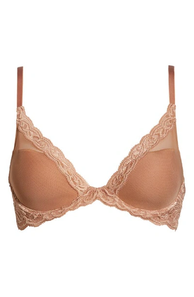 Shop Natori Feathers Underwire Contour Bra In Glow