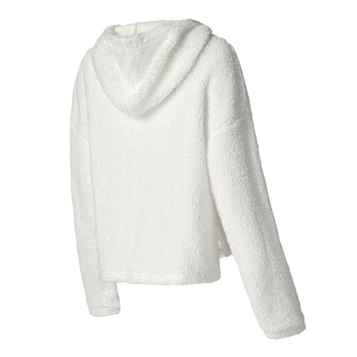 Shop Concepts Sport White New England Patriots Fluffy Pullover Sweatshirt & Shorts Sleep Set
