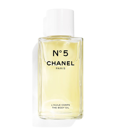 Shop Chanel (n°5) The Body Oil (250ml) In Multi