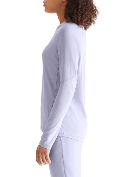 Shop On Focus Lg Sleeve Performance Running T-shirt In Lavender