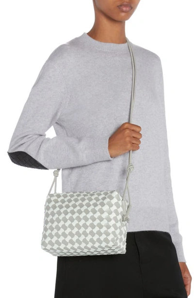 Bottega Veneta Small Wavy Bicolor Pavimento Intrecciato Camera Bag In Agate