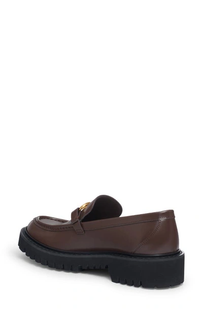 Shop Valentino Vlogo Signature Loafer In Cacao
